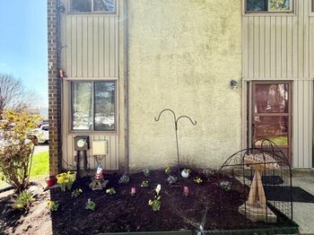 4936 Oxford Court