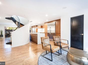 283 Locust Street