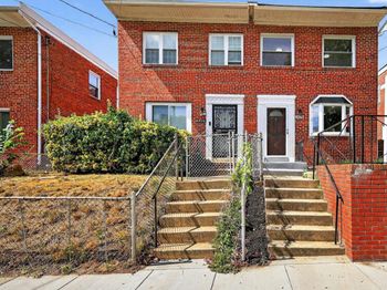 4238 Southern Avenue SE