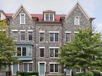 2855 Chancellors Way NE