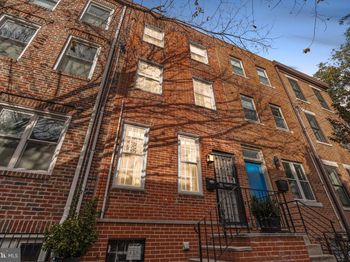 607 Catharine Street