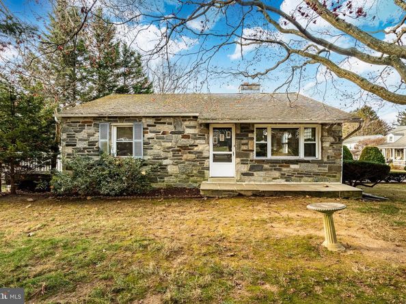 301 2nd Avenue, Newtown Square PA 19073