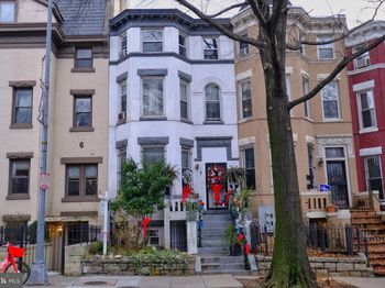 8 Rhode Island Avenue NW