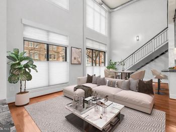 520 John Carlyle Street