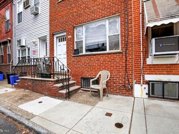 1519 Emily Street