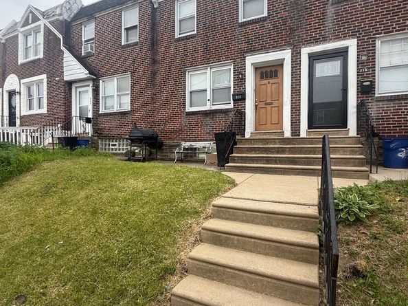 218 Stearly Street, Philadelphia PA 19111