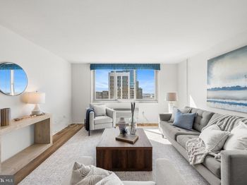 1919 Chestnut Street