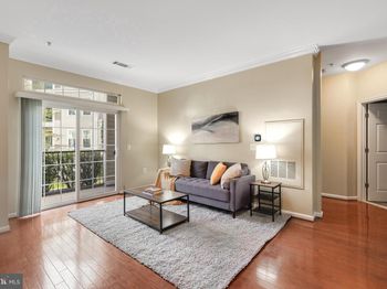 2465 Army Navy Drive