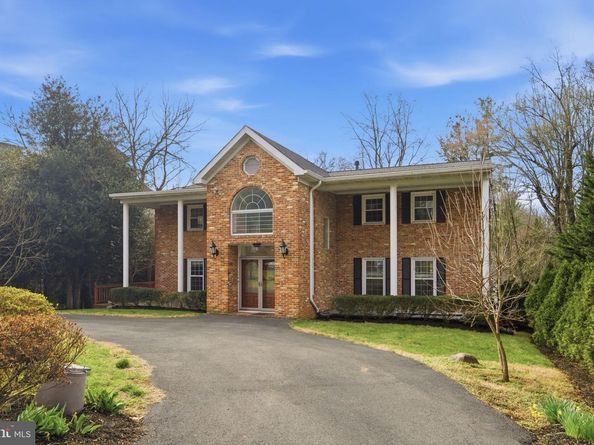 7327 Westerly Lane, Mclean VA 22101