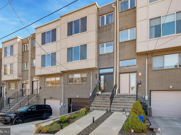 4749 Sheldon Street, Philadelphia PA 19127