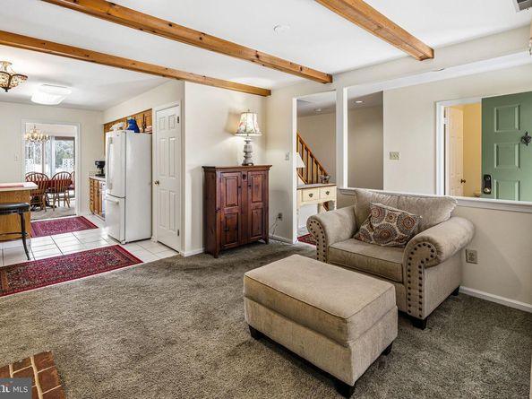 212 Clover Hill Court, Yardley PA 19067