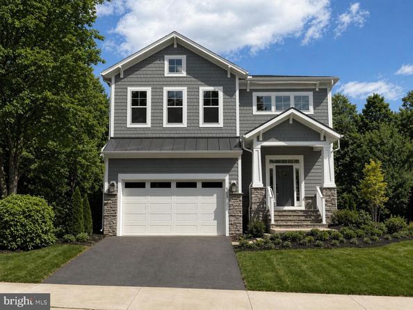 613 Upham Place NW, Vienna VA 22180