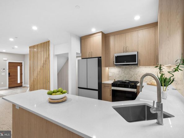1032 S Randolph Street, Philadelphia PA 19147