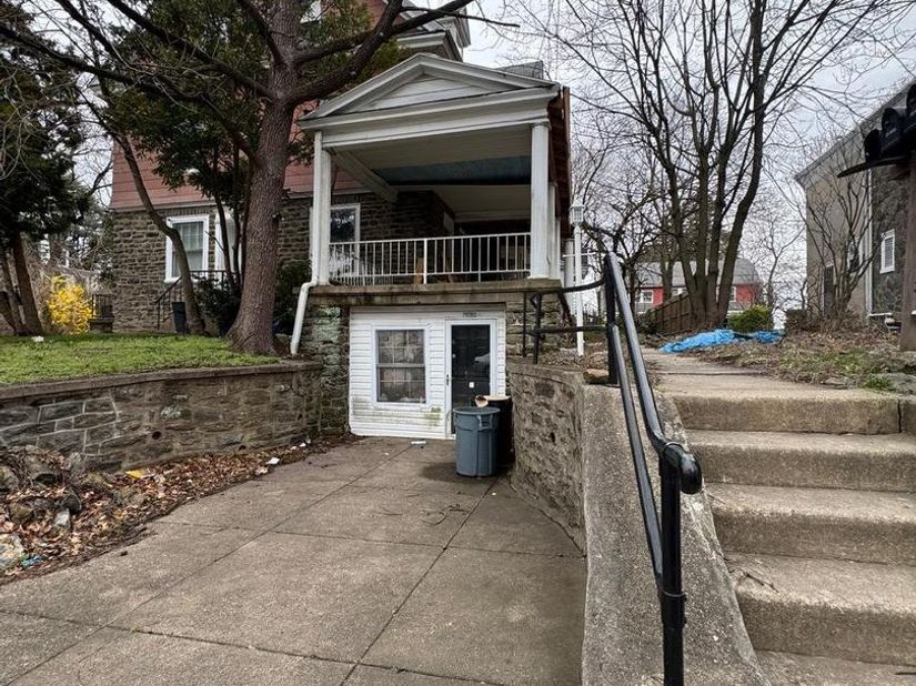6717 N 6TH Street, Philadelphia PA 19126