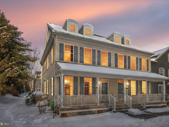 6 Edison Lane, Doylestown PA 18901