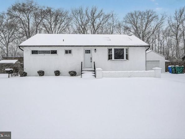 3525 Rockview Drive, Bristol PA 19007