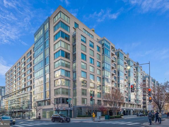 1155 23rd Street NW PH1G, Washington DC 20037