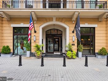 8551 Connecticut Avenue