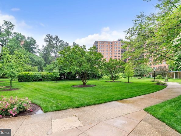 4201 Cathedral Avenue NW 918W, Washington DC 20016