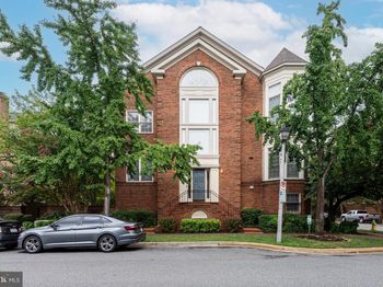 1500 N Colonial Terrace