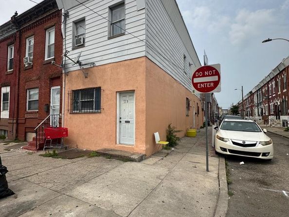 715 W Ritner Street, Philadelphia PA 19148