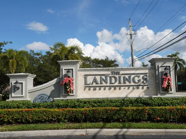 10245 SW 16th Court, Pembroke Pines FL 33025