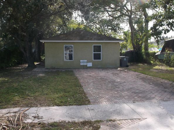 2648 Saginaw Avenue, West Palm Beach FL 33409