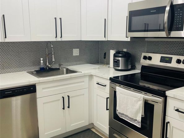 8745 Shadow Wood Boulevard 105, Coral Springs FL 33071