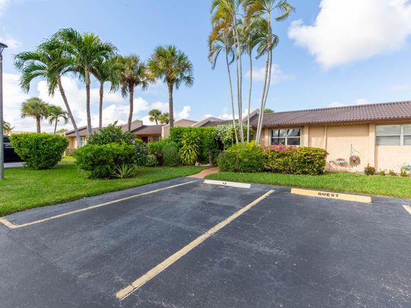 147 Lake Gloria Drive 147, West Palm Beach FL 33411