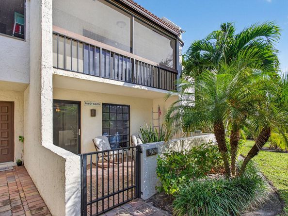 721 SE 1 Way C11, Deerfield Beach FL 33441