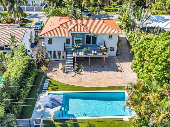 744 NE 18th Ave, Fort Lauderdale FL 33304