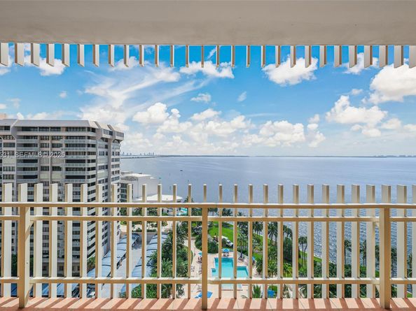 2 Grove Isle Drive B1603, Miami FL 33133