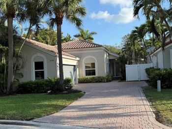 6165 NW 77th Place