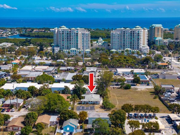 400 NE 2nd Street, Boynton Beach FL 33435