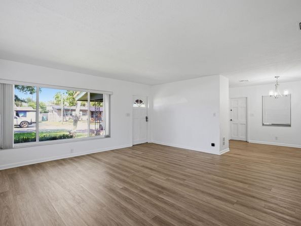 4630 NE 3rd Terrace, Oakland Park FL 33334