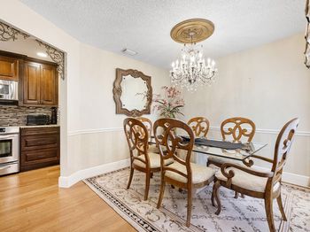 10841 Cypress Glen Dr