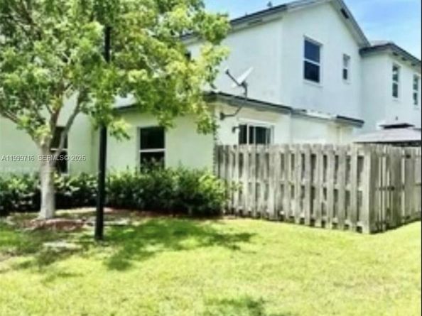 133 SE 28 8, Homestead FL 33033