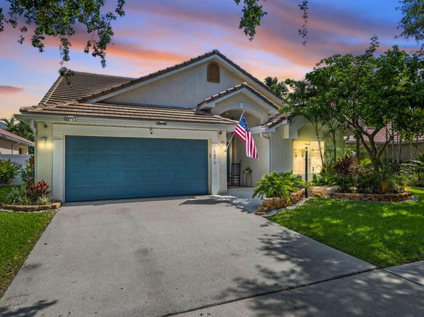 1071 Delray Lakes Drive, Delray Beach FL 33444
