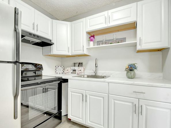 143 Sussex H, West Palm Beach FL 33417