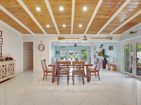 2443 Andros Lane, Fort Lauderdale FL 33312