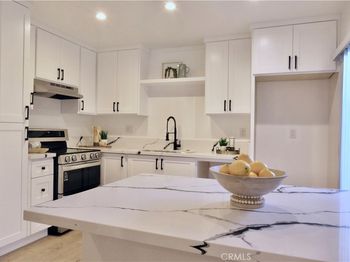 7300 Lennox