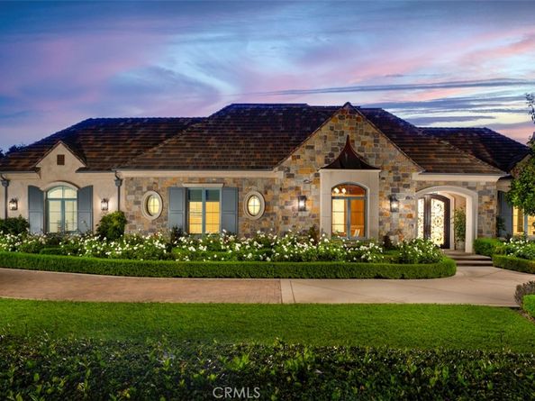 935 W Foothill Boulevard, Arcadia CA 91006