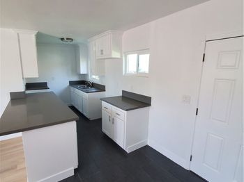 246 E 87th Place
