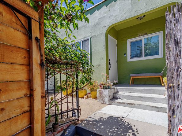 4307 Burns Avenue, Los Angeles CA 90029