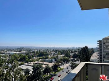 4411 Los Feliz Boulevard