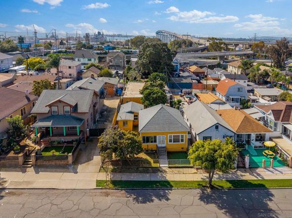 2049 Julian Ave, San Diego CA 92113