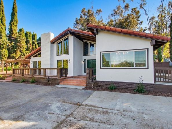 1172 North Ave, Escondido CA 92026