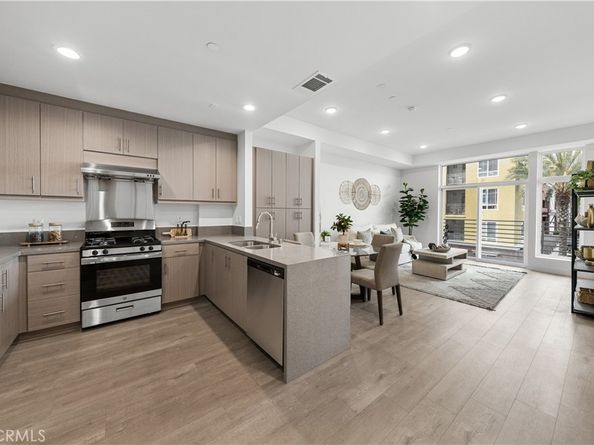 168 S Monterey Street 205, Alhambra CA 91801