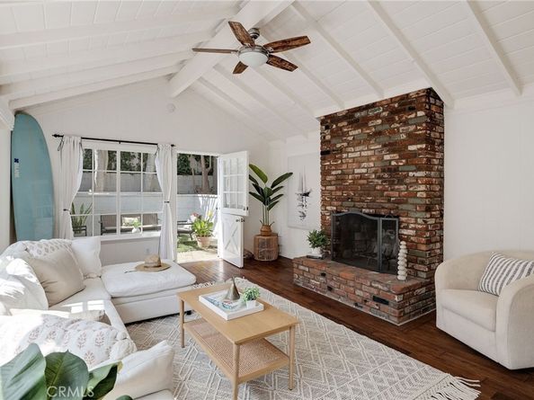 525 Manhattan Beach Blvd, Manhattan Beach CA 90266