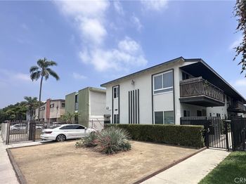 1942 S Sherbourne Drive